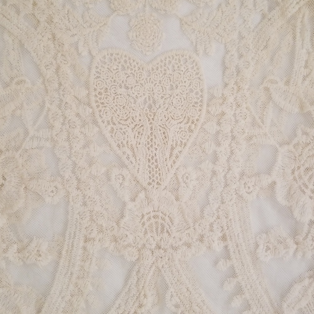 Dulcie lace tank top - Picture 5 of 5